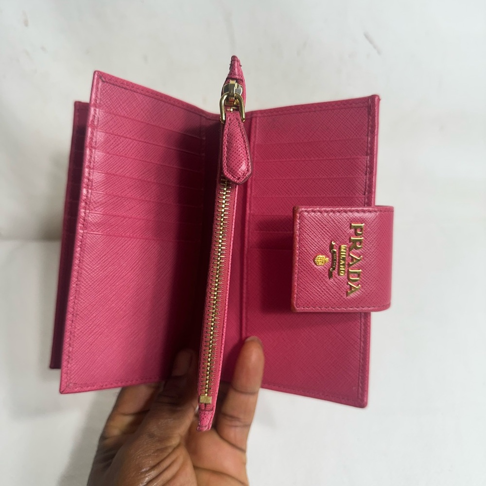 Prada Wallet - Picture 8 of 11